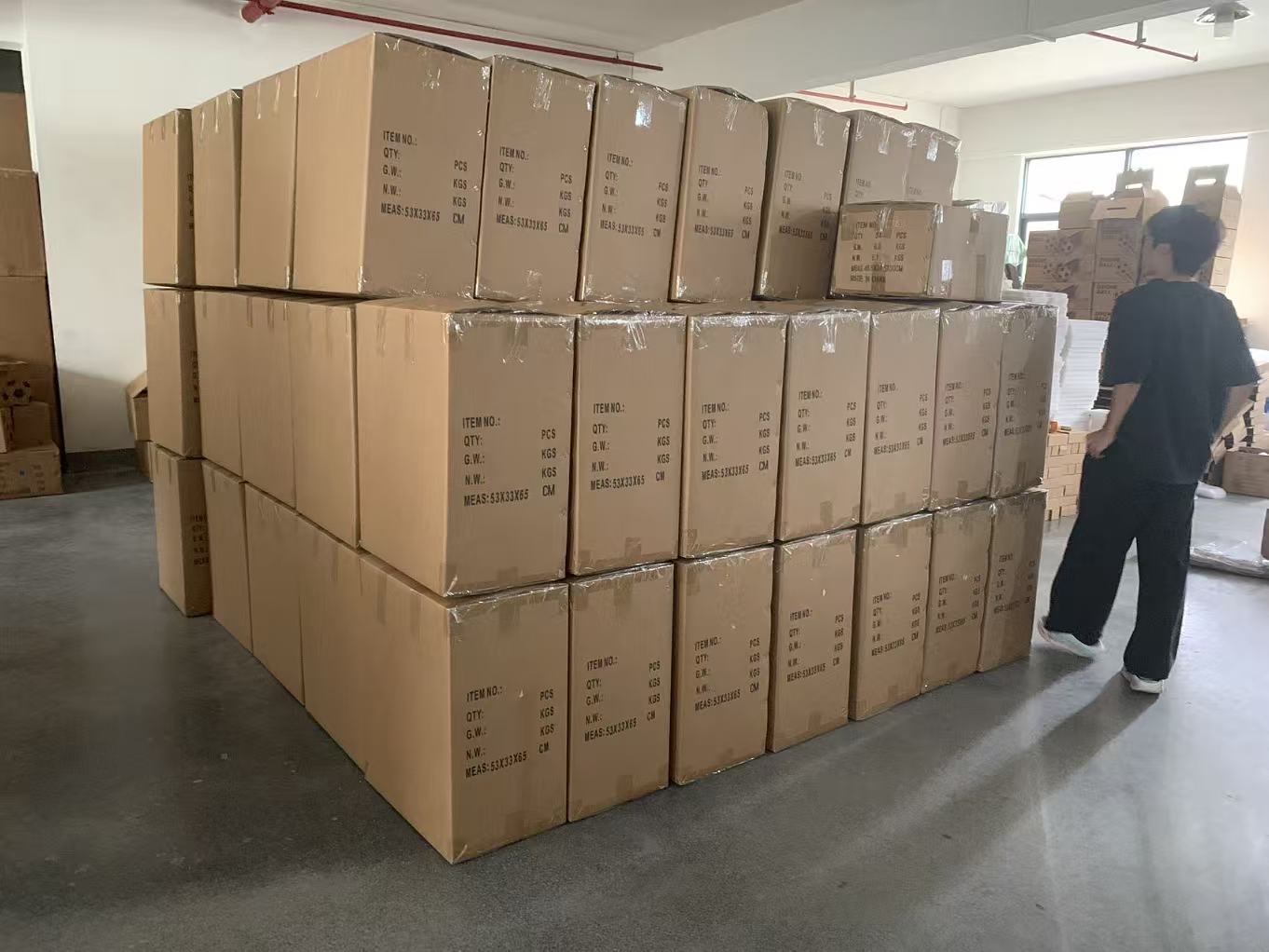 Finished-goods cartons prepared in the YILINK factory warehouse